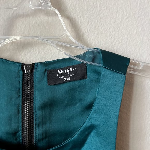 Nasty Gal / Teal Night Fever Satin Top NWT XXS - Picture 5 of 9